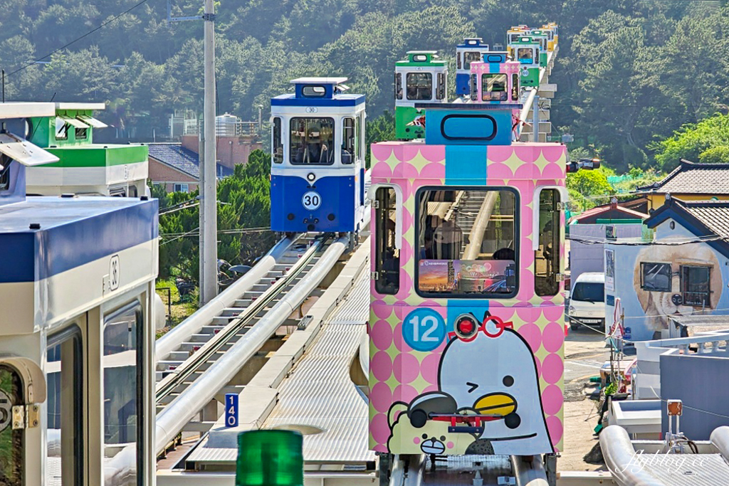 韓國釜山｜海雲臺藍線公園．釜山海岸列車、天空膠囊列車購票方式和沿線景點 @飛天璇的口袋