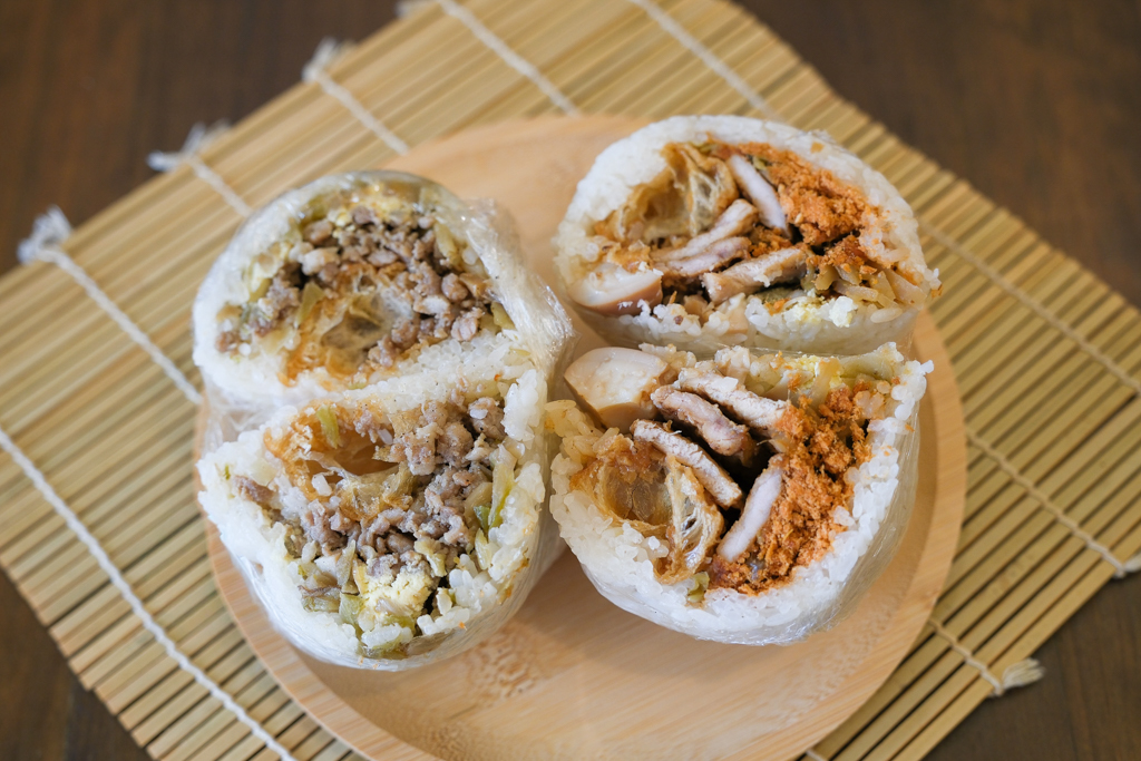 台中北屯｜奶油叔飯糰．北屯超低調飯糰攤，必點招牌豬飯糰 @飛天璇的口袋