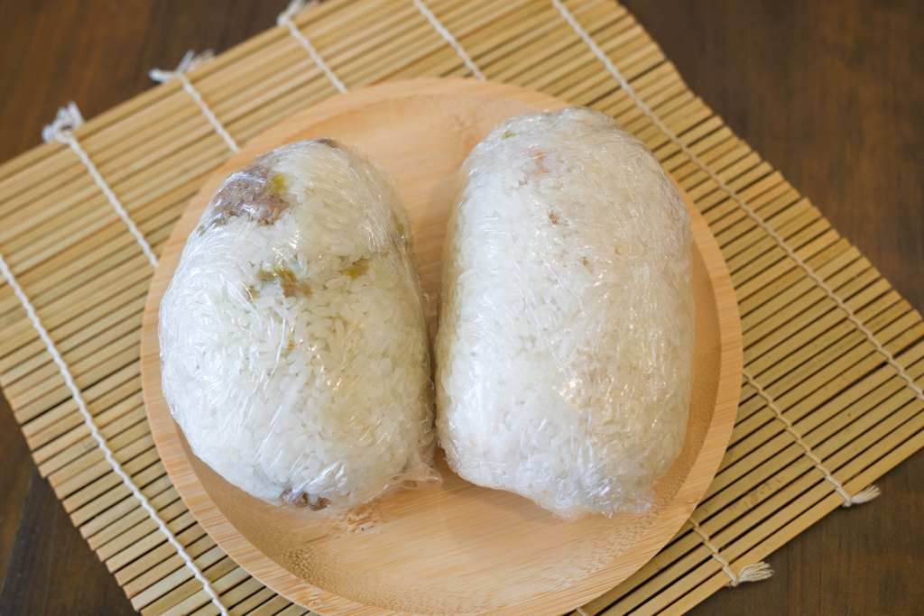 台中北屯｜奶油叔飯糰．北屯超低調飯糰攤，必點招牌豬飯糰 @飛天璇的口袋