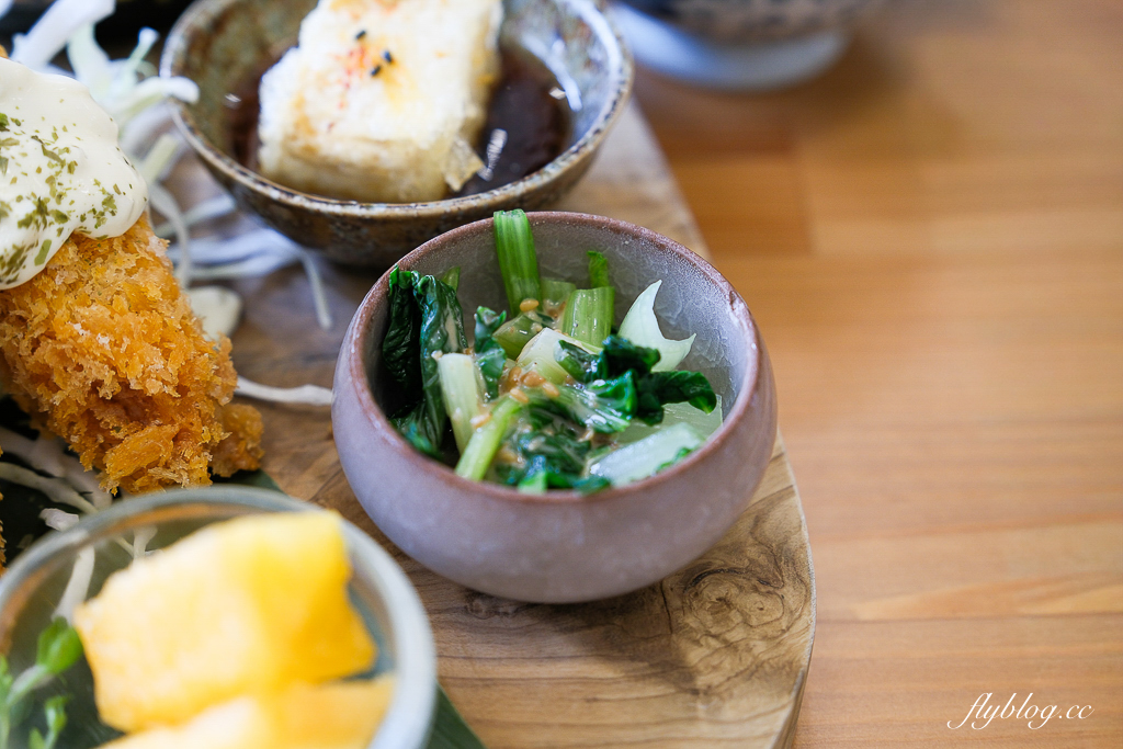 台中西區｜莯莯朝朝小食院．台中日式定食專賣，吃得到日式烤飯糰 @飛天璇的口袋