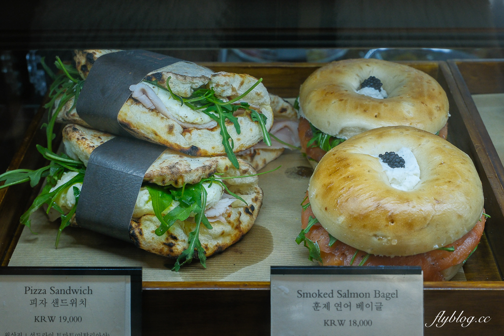 韓國釜山｜釜山柏悅酒店 PARK HYATT BUSAN．海雲台下午茶咖啡廳，正對海雲台電影大道 @飛天璇的口袋