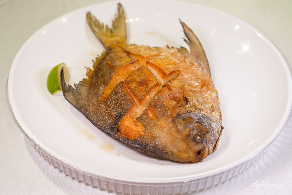 【2026台中年菜推薦】印月外帶年菜．當天現做年夜飯複熱即食，帝王蟹、白鯧、櫻花蝦米糕、花膠魚翅雞湯 @飛天璇的口袋