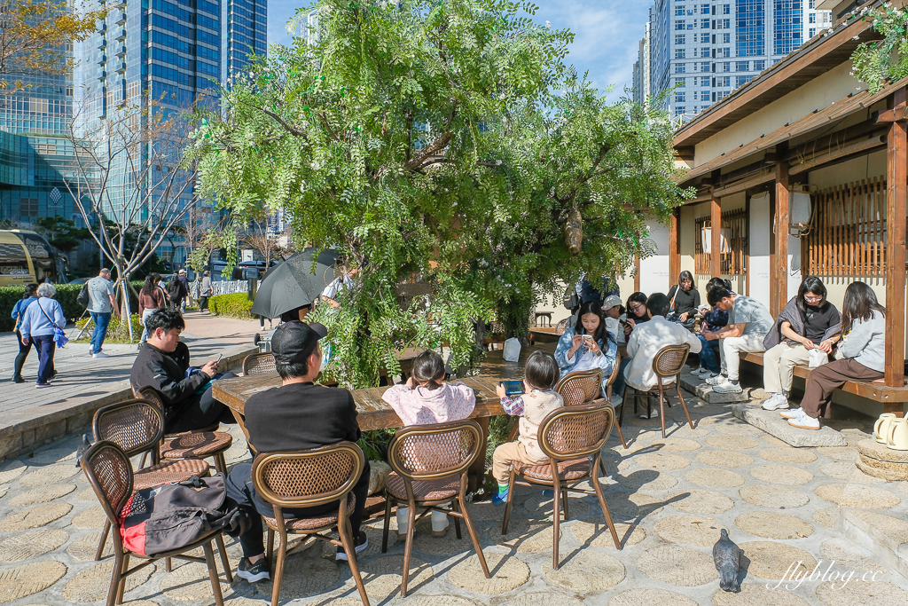 韓國釜山｜自然島鹽麵包．海雲台鹽可頌排隊名店，海岸列車尾浦站正對面 @飛天璇的口袋