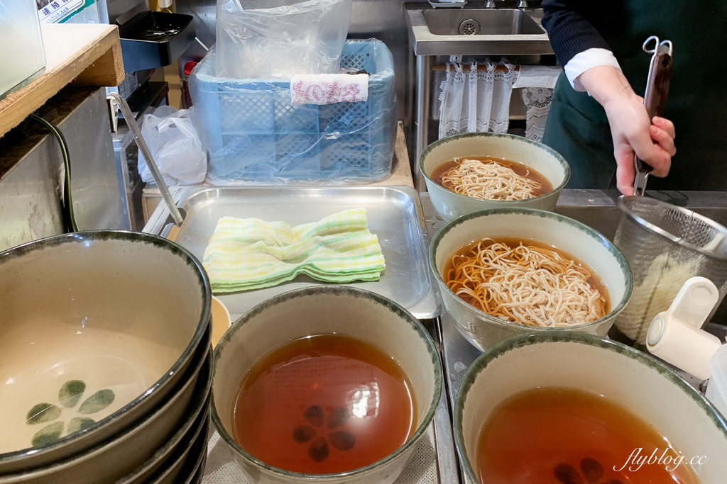 日本長野｜荻野屋．輕井澤車站峠之釜飯，日本最古老的便當，熱賣超過140年 @飛天璇的口袋