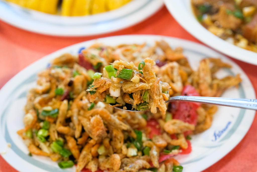 苗栗頭份｜永昇客家小館．一桌2500不到還打包，餐點份量多CP值高，白飯免費吃到飽 @飛天璇的口袋