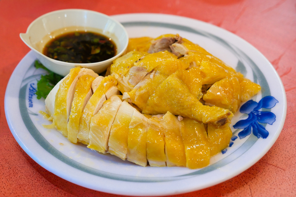 苗栗頭份｜永昇客家小館．一桌2500不到還打包，餐點份量多CP值高，白飯免費吃到飽 @飛天璇的口袋