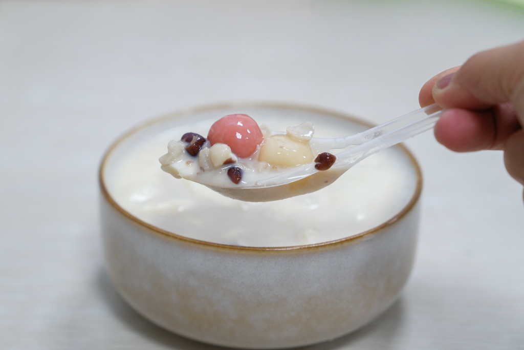 台中北屯｜悠沐手作豆花．水湳日系風格豆花店，社群推薦抹茶豆花 @飛天璇的口袋