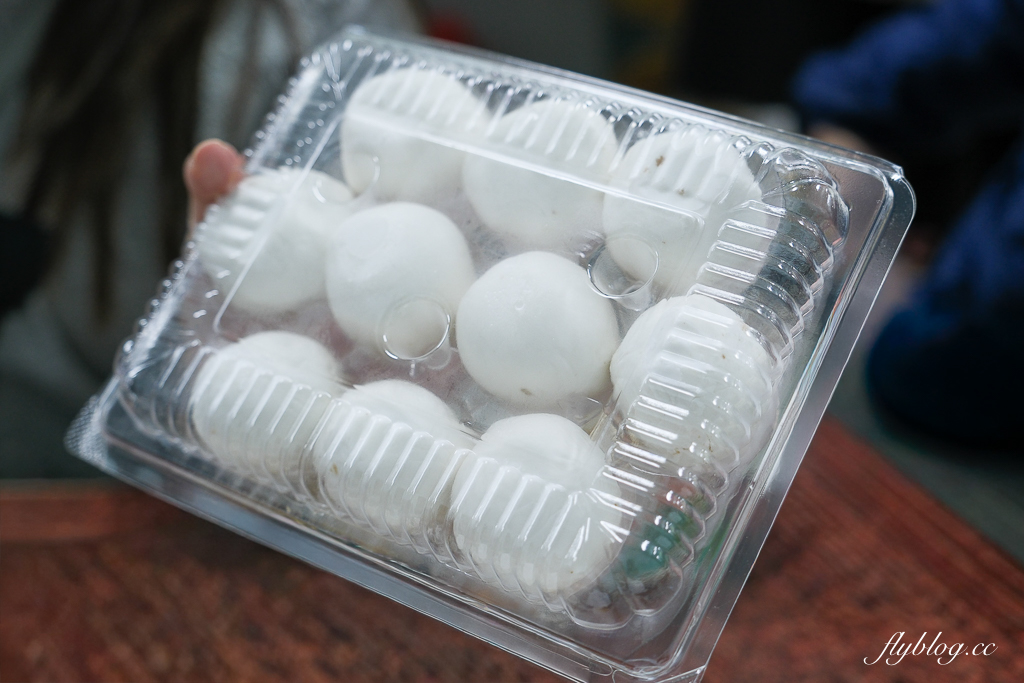 【圓光排肉餐盒】頭份國光客運旁便當搬家了，66年的老店老闆娘親自掌廚 @飛天璇的口袋