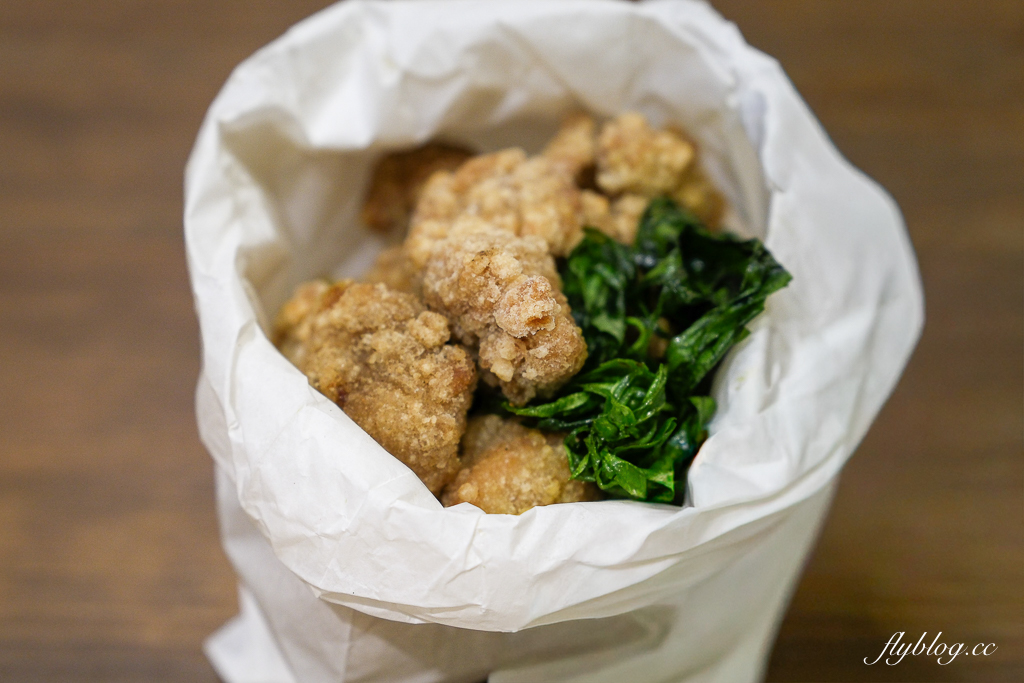 台中北屯｜炸滋滋．乾淨有質感小菜免費送，北屯洲際棒球場鹹酥雞 @飛天璇的口袋