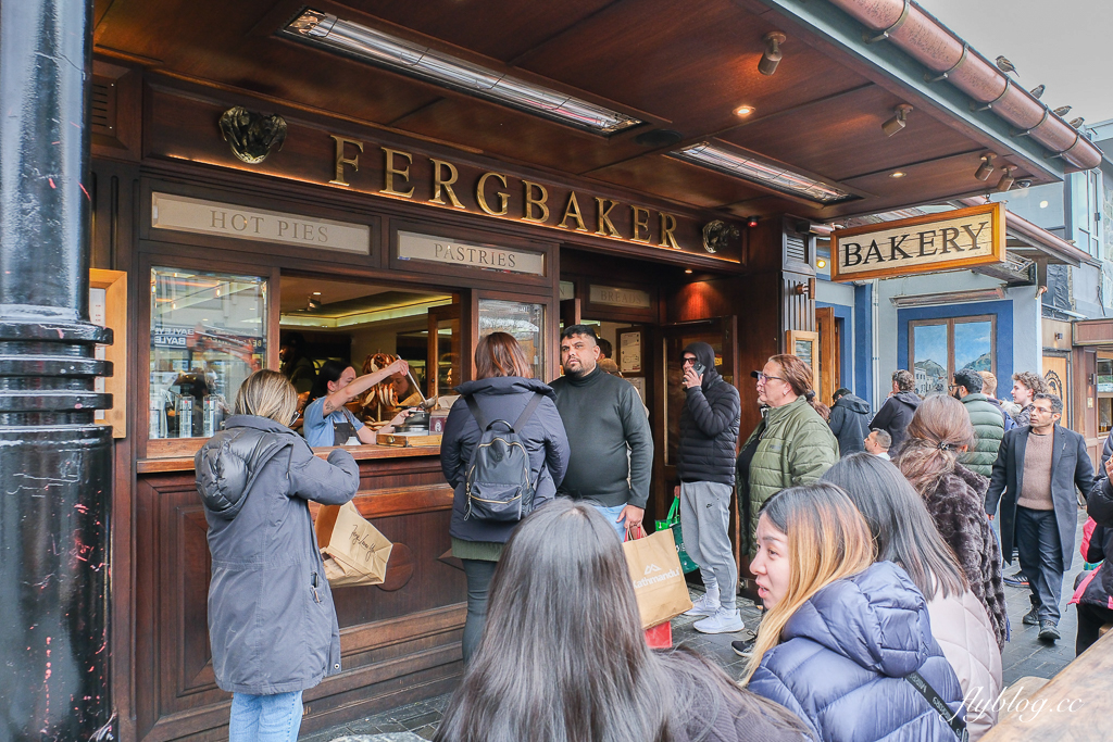 【台中蛋糕甜點】布拉格的調色盤。捷克媽媽手工蜂蜜蛋糕，入選2015年度台灣百大名店，嚴選歐洲進口的食材，層層堆疊出的好味道 @飛天璇的口袋