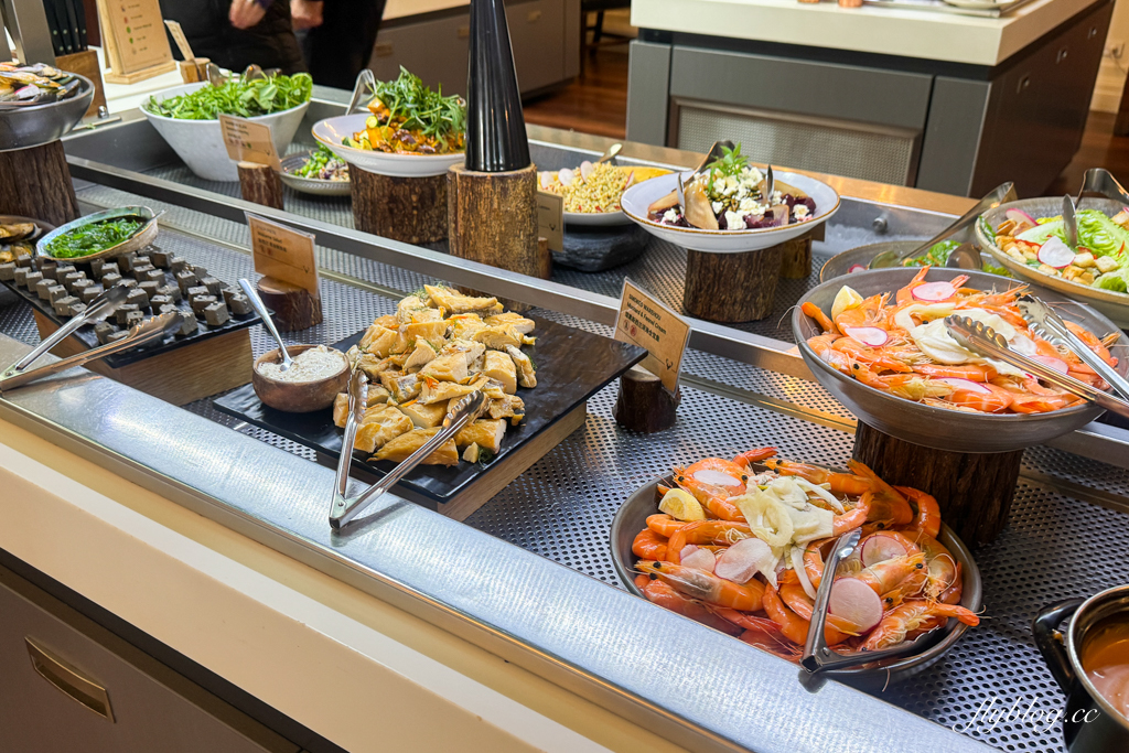 紐西蘭南島｜TSS 恩斯羅號蒸汽船遊船．瓦爾特峰BBQ百匯吃到飽，一飽皇后鎮瓦卡蒂普湖之美 @飛天璇的口袋