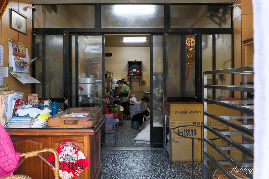 彰化埔鹽｜素食老兵牛舌餅．一天只賣4小時，排隊也要買的牛舌餅 @飛天璇的口袋