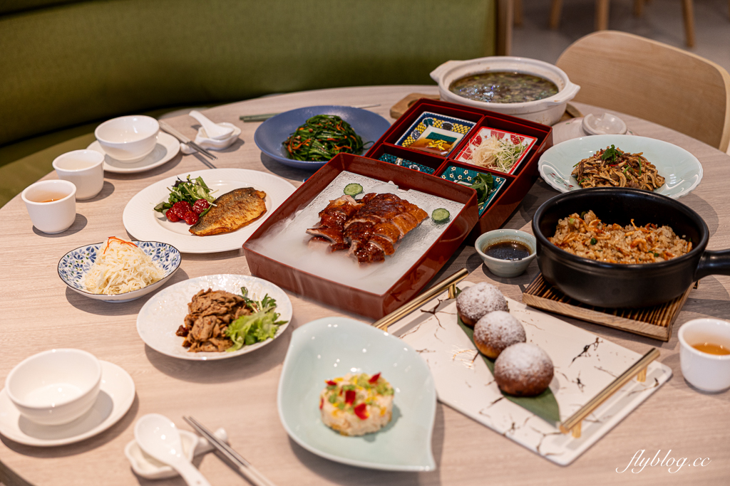 泰國芭達雅｜芭達雅中心點飯店 Centre Point Hotel Pattaya，平日一晚不到1000，有泳池而且早餐也好吃 @飛天璇的口袋