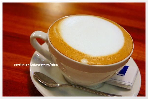 【台中下午茶】Indie Room Caf&eacute;@金典綠園道。環境還不錯，咖啡很好喝&hellip; @飛天璇的口袋