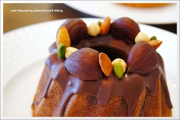 【台中蛋糕甜點】月之戀人．Moon Lover。好吃清爽的檸檬蛋糕，結婚禮餅和彌月禮盒也很推薦哦！ @飛天璇的口袋