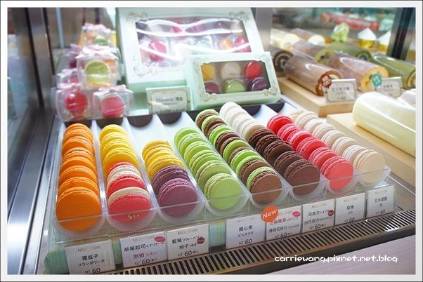 【台中蛋糕甜點】月之戀人．Moon Lover。好吃清爽的檸檬蛋糕，結婚禮餅和彌月禮盒也很推薦哦！ @飛天璇的口袋