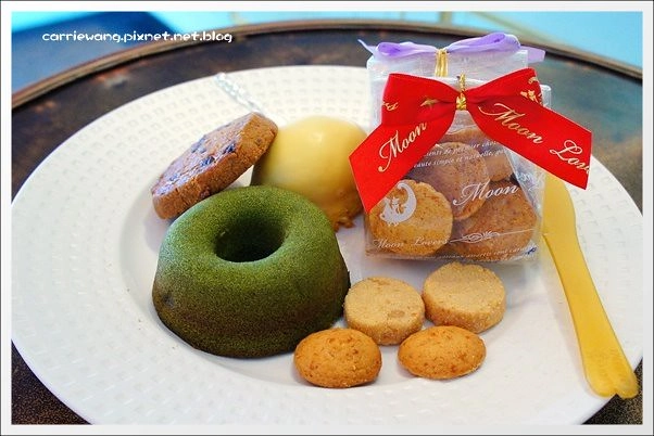 【台中蛋糕甜點】月之戀人．Moon Lover。好吃清爽的檸檬蛋糕，結婚禮餅和彌月禮盒也很推薦哦！ @飛天璇的口袋