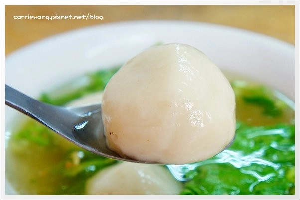 【台中小吃美食】翔記湯圓。台中老字號湯圓店，媒體也來報導，甜湯圓鹹湯圓都好吃！ @飛天璇的口袋