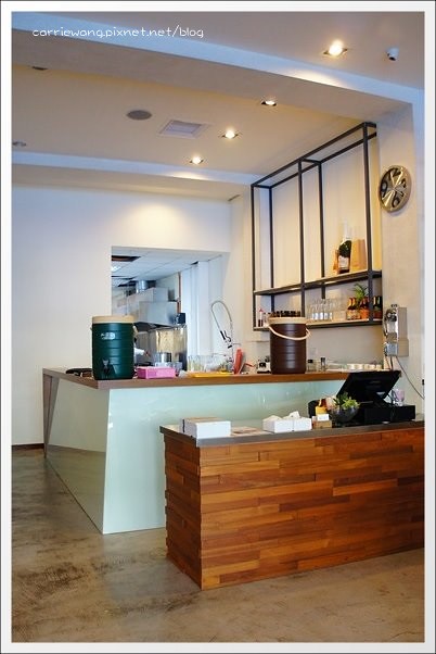 【台中韓式餐廳】豆腐35．TOFU thirty five@文心店。有咖啡館氛圍的韓式餐廳，小菜吃到飽嘛免驚！ @飛天璇的口袋