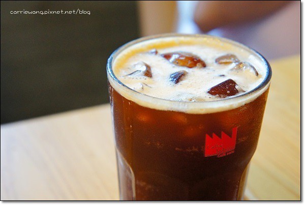 【台中下午茶】Caf&eacute; sora (Coffee Industry)。工業風的咖啡館，空間悠閒又舒服&hellip; @飛天璇的口袋