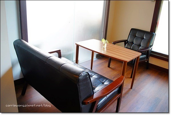 【台中下午茶】Caf&eacute; sora (Coffee Industry)。工業風的咖啡館，空間悠閒又舒服&hellip; @飛天璇的口袋