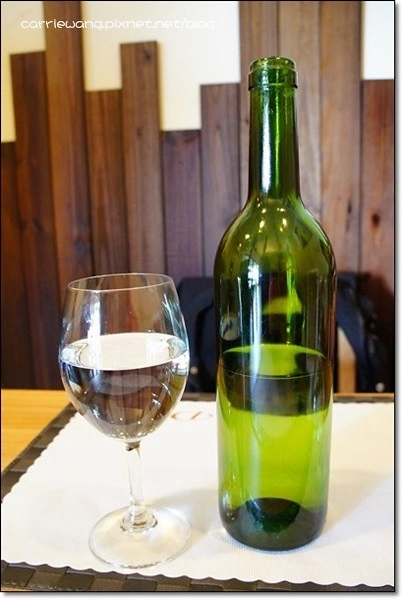 【台中日式餐廳】Demi House 日式洋食屋。日本人開的店，漢堡排好吃唷！ @飛天璇的口袋