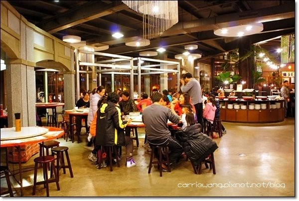 妖怪村主題渡假村(明山森林會館)：體驗妖怪村白天夜晚不同風情 @飛天璇的口袋