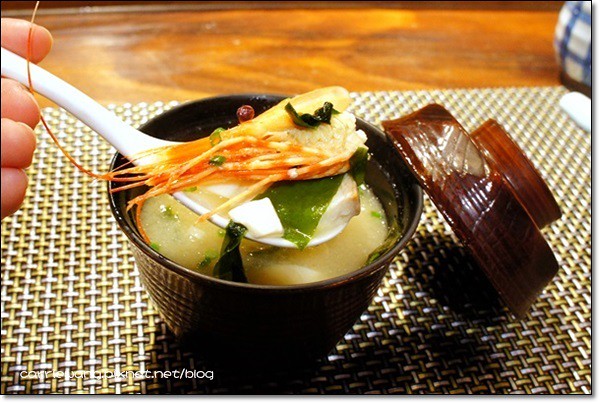 【台中日本料理】魚沒有煮刺身壽司。菜單全面翻新，價格重新調整，食材新鮮，餐點平價，好吃推薦&hellip; @飛天璇的口袋