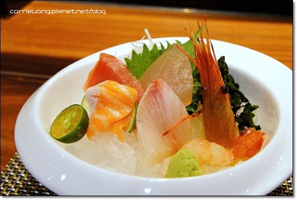 【台中日本料理】魚沒有煮刺身壽司。菜單全面翻新，價格重新調整，食材新鮮，餐點平價，好吃推薦&hellip; @飛天璇的口袋