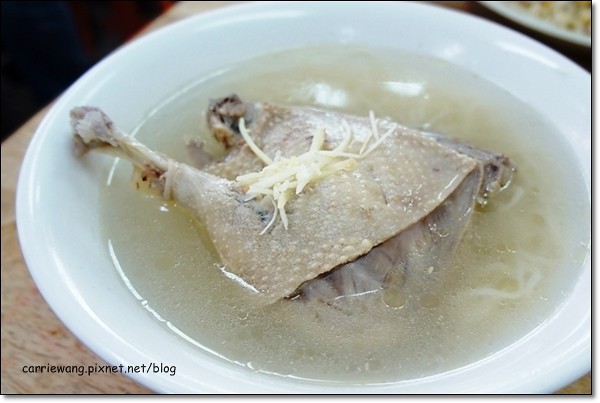 老向的店麵食：北平路超人氣麵店，連王品集團戴勝益董事長也推薦的好料理 @飛天璇的口袋