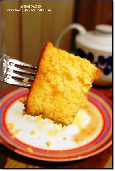 杏桃鬆餅屋 UZNA OMOM｜來自日本原宿的8公分蘇芙蕾厚鬆餅，讓女孩子尖叫的幸福口感 @飛天璇的口袋