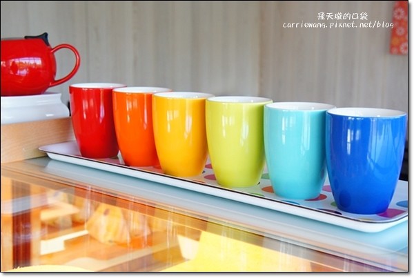 【台中蛋糕甜點】七個小日子．戚風蛋糕專賣店。梨子咖啡關係企業，開幕期間義式冰淇淋優惠 $17元，快衝吧！ @飛天璇的口袋