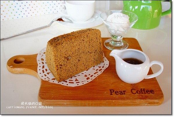 【台中蛋糕甜點】七個小日子．戚風蛋糕專賣店。梨子咖啡關係企業，開幕期間義式冰淇淋優惠 $17元，快衝吧！ @飛天璇的口袋