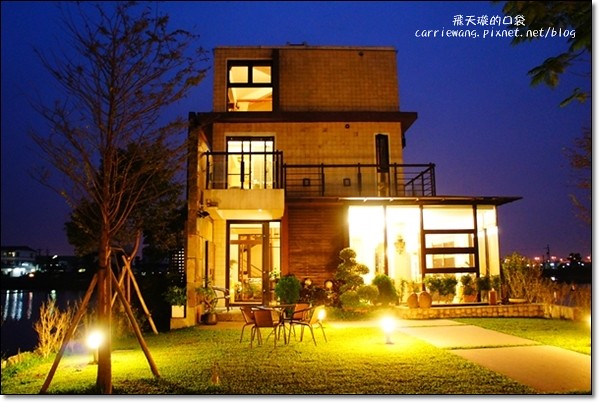 【宜蘭民宿推薦】礁溪幸福99。稻田中央的漂浮城堡，座擁幸福的好地方 @飛天璇的口袋