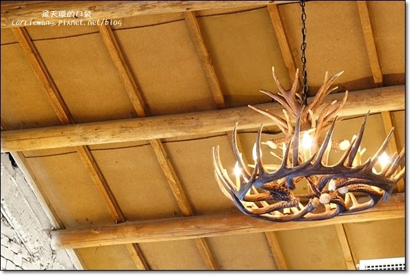 麋路咖啡輕食坊．Meet Road：老宅改建咖啡館，裡面充滿麋鹿的元素，一個適合放鬆與享受幸福的空間(已歇業) @飛天璇的口袋