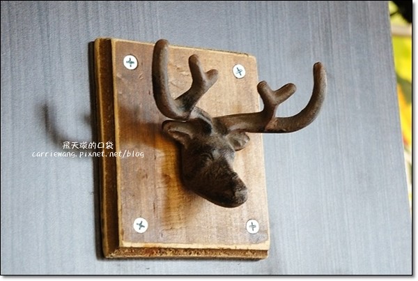 麋路咖啡輕食坊．Meet Road：老宅改建咖啡館，裡面充滿麋鹿的元素，一個適合放鬆與享受幸福的空間(已歇業) @飛天璇的口袋