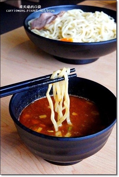 【台中拉麵推薦】麵屋輝(麵や輝Teru)。來自大阪的手工沾麵@廣三SOGO百貨15F @飛天璇的口袋