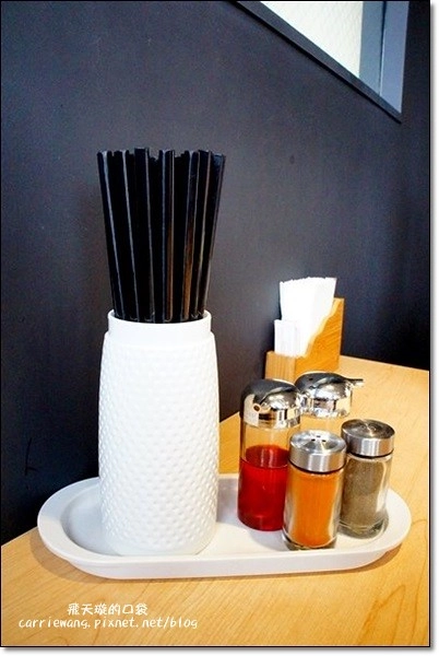 【台中拉麵推薦】麵屋輝(麵や輝Teru)。來自大阪的手工沾麵@廣三SOGO百貨15F @飛天璇的口袋