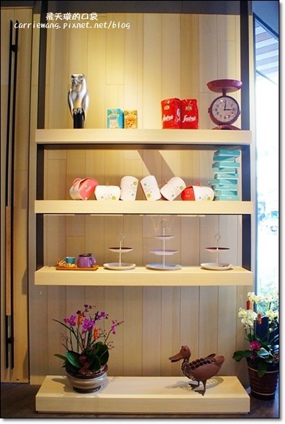 【台中蛋糕甜點】i sweet法國甜點沙龍。Bistro88甜點工作室，空間明亮，甜點可愛 @飛天璇的口袋