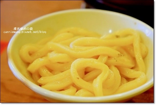 鬼椒一番麻辣小火鍋 和美店｜湯頭創意獨特，食材健康用心，中部第一家分店，一開幕就氣勢如虹 @飛天璇的口袋