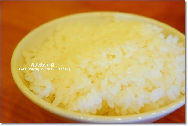 鬼椒一番麻辣小火鍋 和美店｜湯頭創意獨特，食材健康用心，中部第一家分店，一開幕就氣勢如虹 @飛天璇的口袋