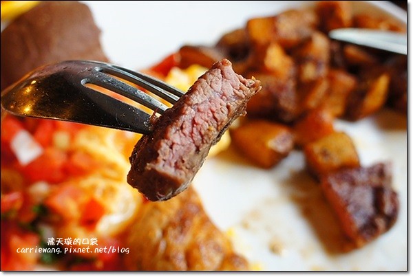 【台中早午餐】奧樂美特．Olimato Bistro。北屯地區精緻大份量早午餐推薦(2/13~2/23開幕期間，兩人同行第二人半價) @飛天璇的口袋