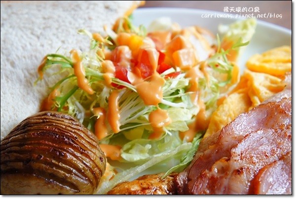 【台中早午餐】奧樂美特．Olimato Bistro。北屯地區精緻大份量早午餐推薦(2/13~2/23開幕期間，兩人同行第二人半價) @飛天璇的口袋