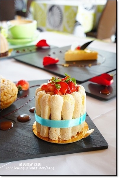 【台中蛋糕甜點】蝴蝶橋甜點美食莊園。法式甜點吸睛又華麗，腹地廣大環境悠閒，北屯區美食又一發 @飛天璇的口袋