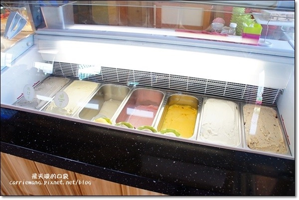 【台中蛋糕甜點】蝴蝶橋甜點美食莊園。法式甜點吸睛又華麗，腹地廣大環境悠閒，北屯區美食又一發 @飛天璇的口袋