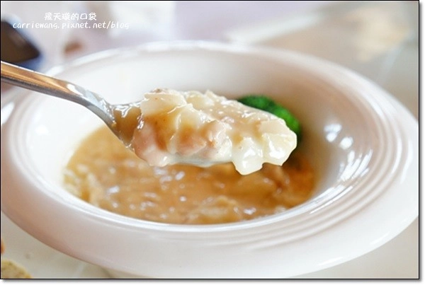 【台中蛋糕甜點】蝴蝶橋甜點美食莊園。法式甜點吸睛又華麗，腹地廣大環境悠閒，北屯區美食又一發 @飛天璇的口袋