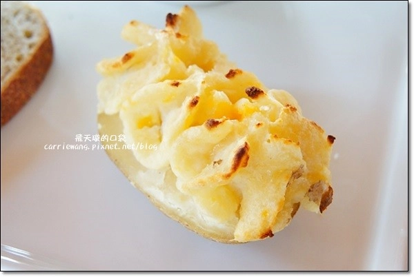 【台中蛋糕甜點】蝴蝶橋甜點美食莊園。法式甜點吸睛又華麗，腹地廣大環境悠閒，北屯區美食又一發 @飛天璇的口袋