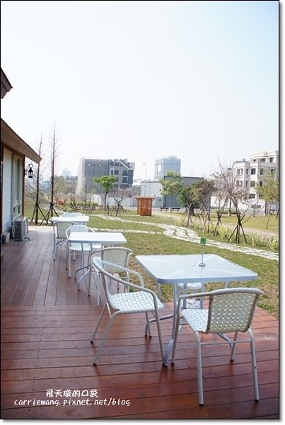 【台中蛋糕甜點】蝴蝶橋甜點美食莊園。法式甜點吸睛又華麗，腹地廣大環境悠閒，北屯區美食又一發 @飛天璇的口袋