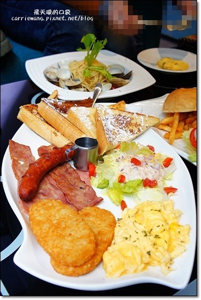 鄰居家 Next Door｜餐點份量十足，道地美式早午餐，永康街美食新選擇 @飛天璇的口袋