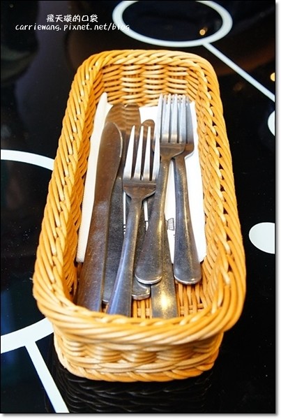 鄰居家 Next Door｜餐點份量十足，道地美式早午餐，永康街美食新選擇 @飛天璇的口袋